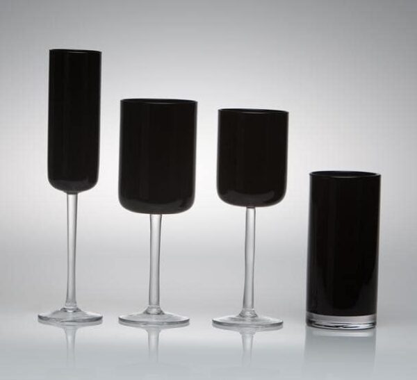 Cosmopolitan Black